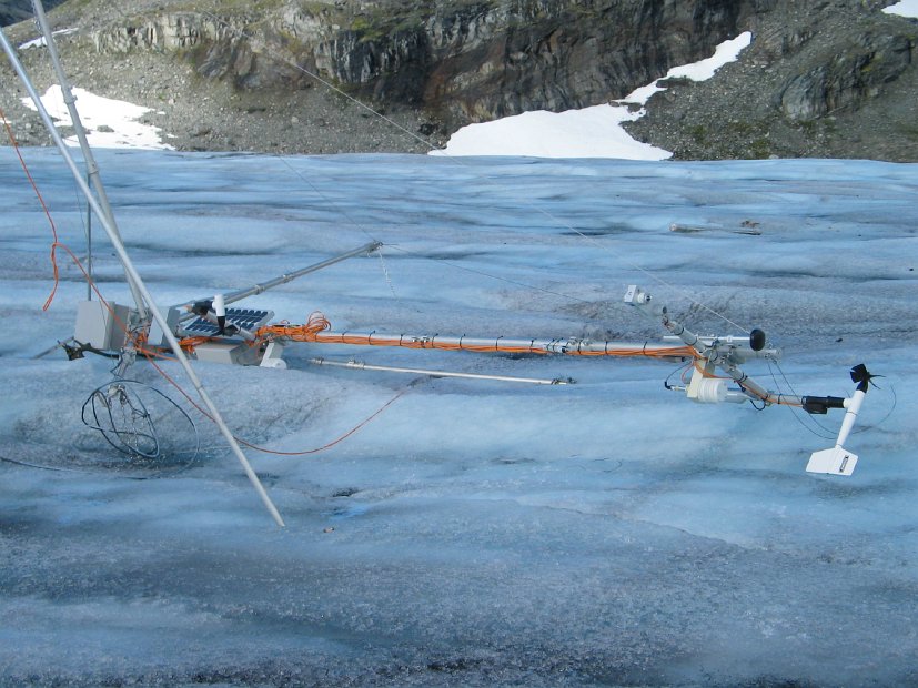 Midtdalsbreen_20050825_1