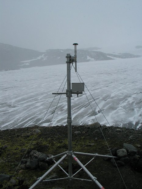 Midtdalsbreen_20050827_cam