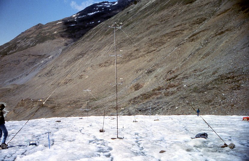 img030